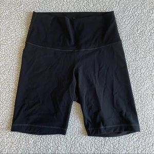 Everlane Perform Bike Shorts Black M